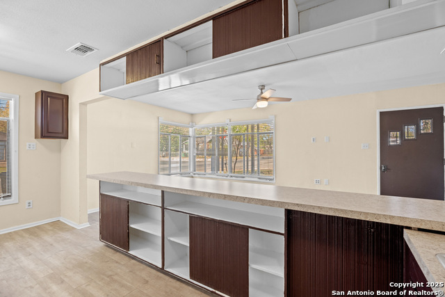 Image 9 of 24 For 1538 Thorain