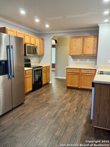 Image 8 of 28 For 232 Weeping Willow