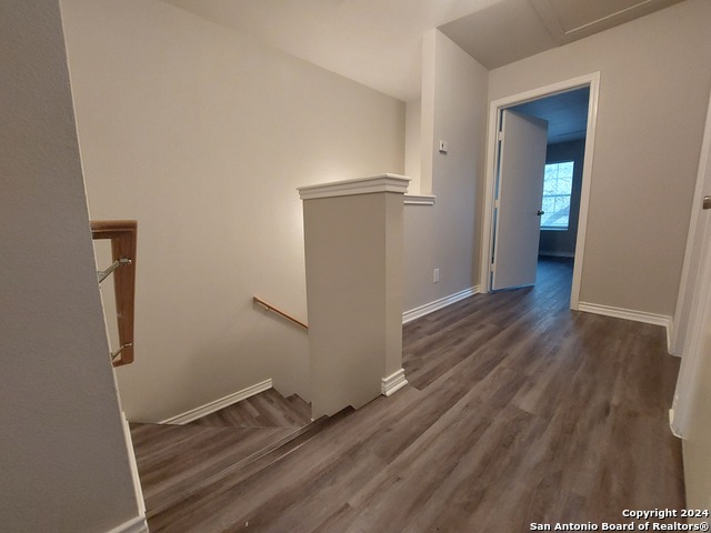 Image 8 of 14 For 7814 Kingsbury Wood  1