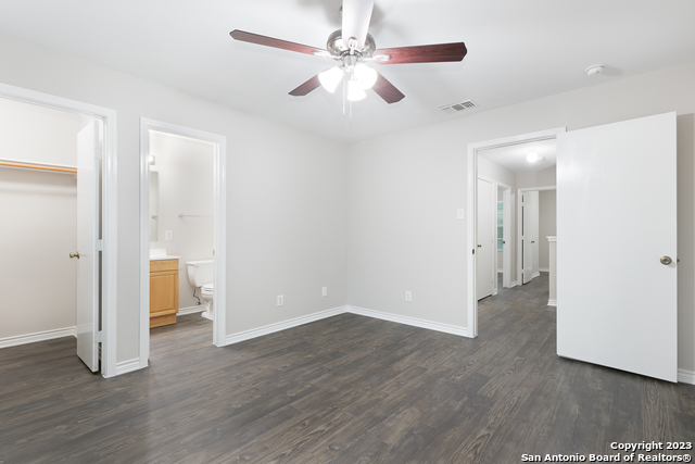 Image 12 of 26 For 7814 Kingsbury Wood  3