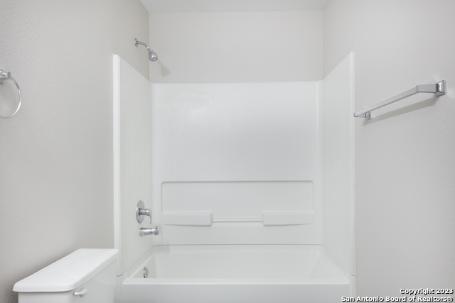 Image 20 of 26 For 7814 Kingsbury Wood  3