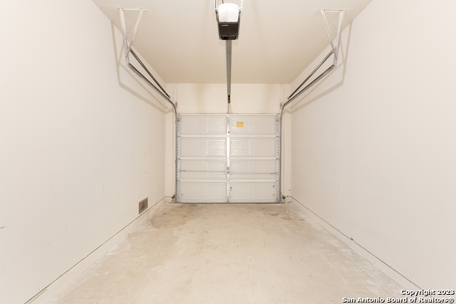 Image 24 of 26 For 7814 Kingsbury Wood  3