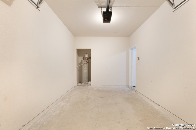 Image 25 of 26 For 7814 Kingsbury Wood  3