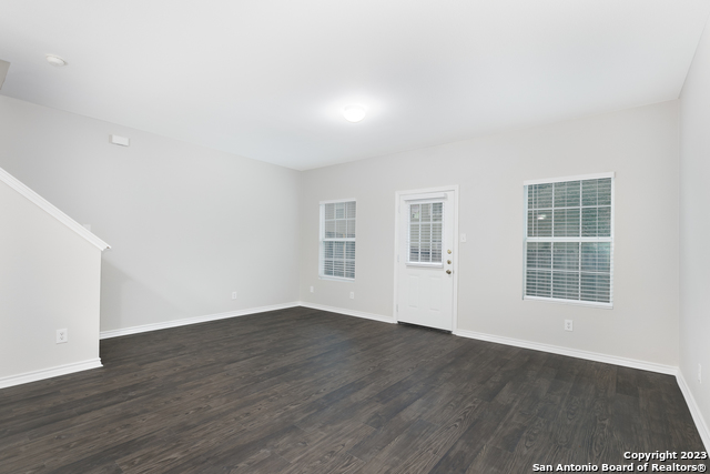 Image 6 of 26 For 7814 Kingsbury Wood  3