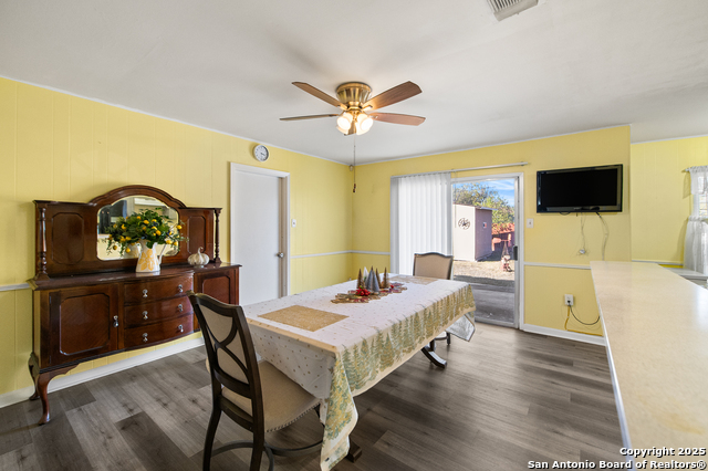 Image 11 of 29 For 4423 Sun Vista Ln