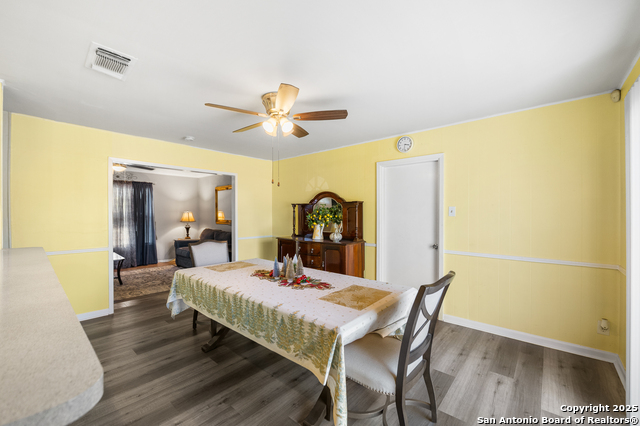 Image 13 of 29 For 4423 Sun Vista Ln