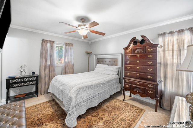 Image 14 of 29 For 4423 Sun Vista Ln