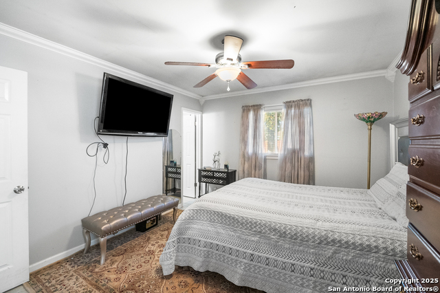 Image 23 of 29 For 4423 Sun Vista Ln