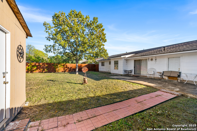 Image 28 of 29 For 4423 Sun Vista Ln