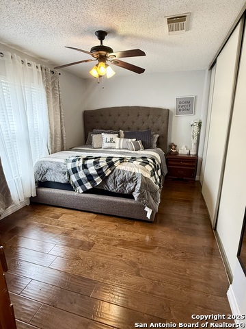 Image 3 of 24 For 6719 Raintree Path