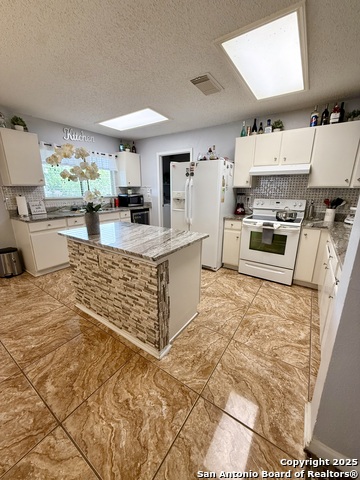 Image 9 of 24 For 6719 Raintree Path