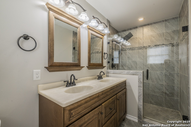 Image 14 of 24 For 439 Northtrail