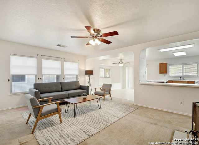 Image 5 of 26 For 5643 Lovett Oaks