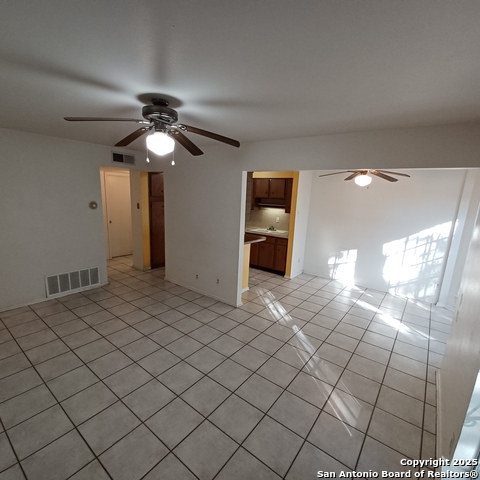 Image 5 of 18 For 215 Mistletoe W A