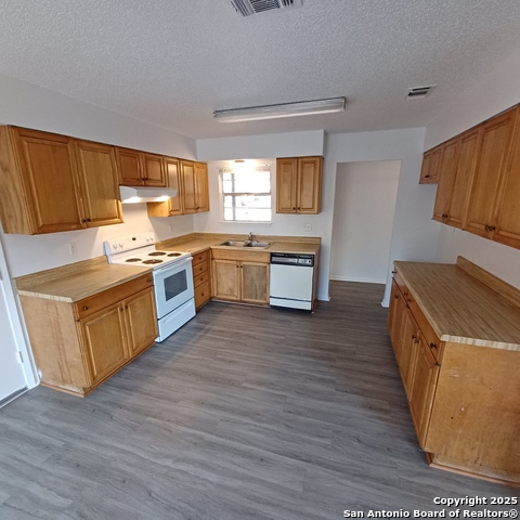 Image 6 of 20 For 1549 Lorelei