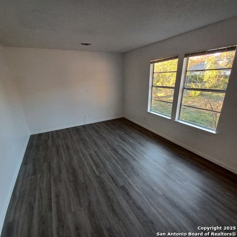 Image 7 of 20 For 1549 Lorelei