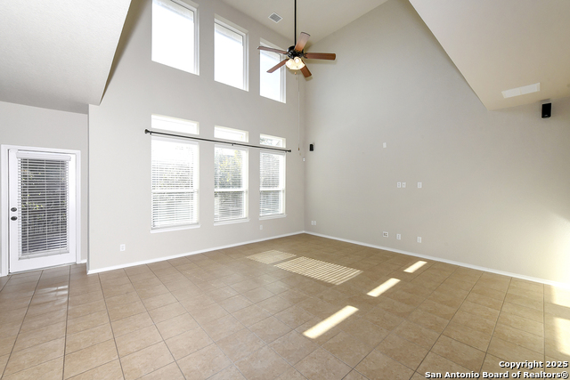 Image 7 of 32 For 12510 Red Maple