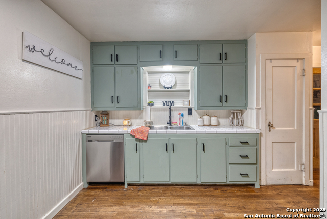 Image 13 of 27 For 1703 22nd  