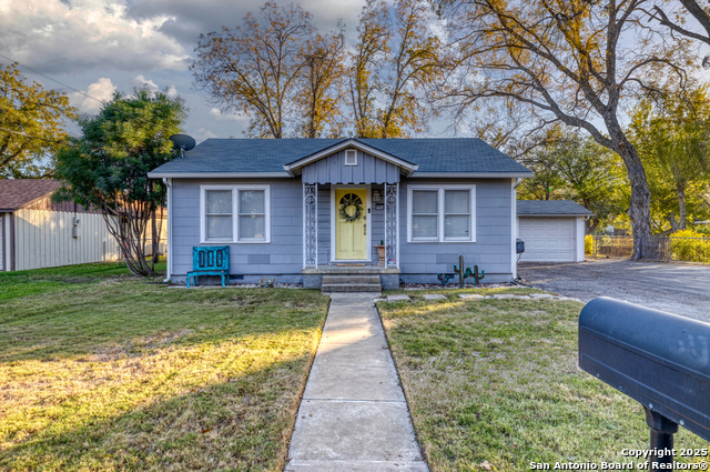 Image 4 of 27 For 1703 22nd  