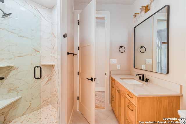 Image 21 of 31 For 129 Hondo Ridge