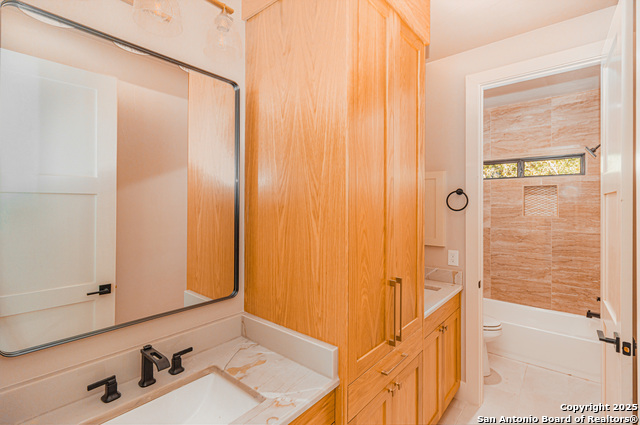 Image 24 of 31 For 129 Hondo Ridge