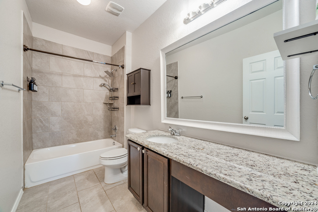 Image 21 of 25 For 10511 Gentle Fox Bay