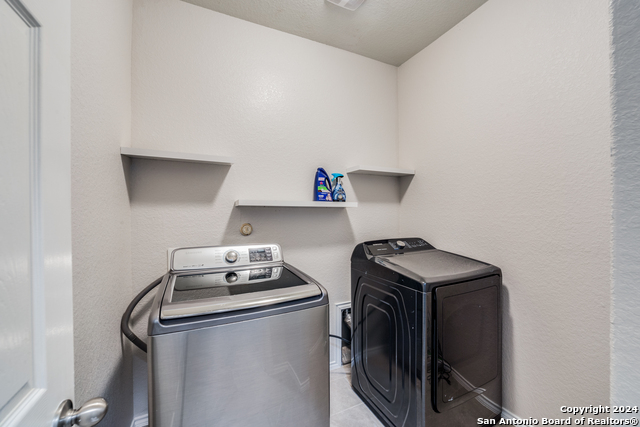 Image 22 of 25 For 10511 Gentle Fox Bay