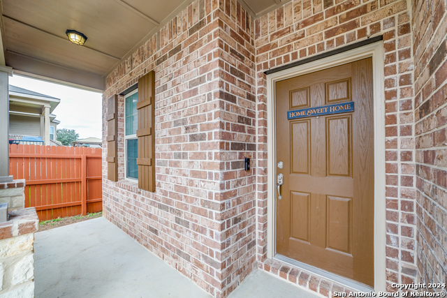 Image 3 of 25 For 10511 Gentle Fox Bay