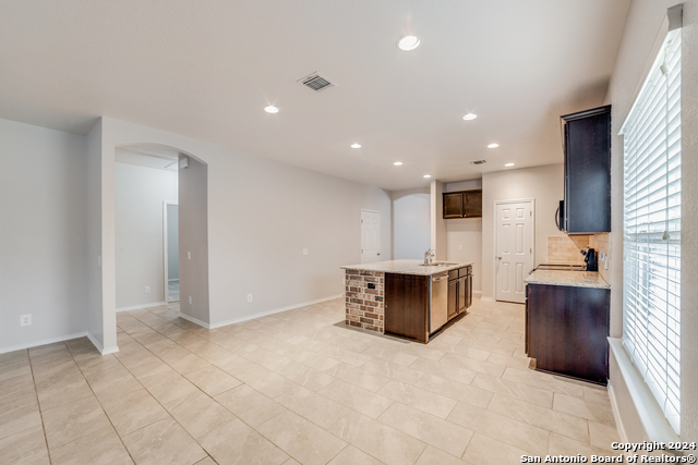 Image 8 of 25 For 10511 Gentle Fox Bay