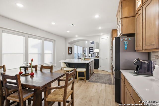 Image 18 of 58 For 1651 Gruene Grass