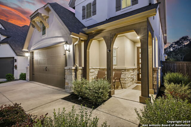 Image 2 of 58 For 1651 Gruene Grass