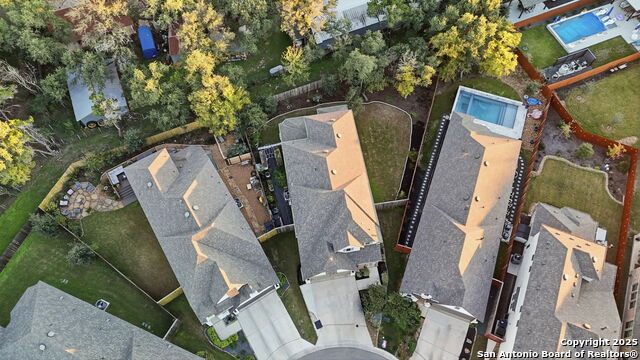 Image 41 of 58 For 1651 Gruene Grass