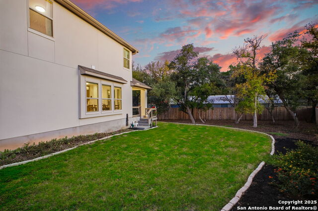 Image 6 of 58 For 1651 Gruene Grass