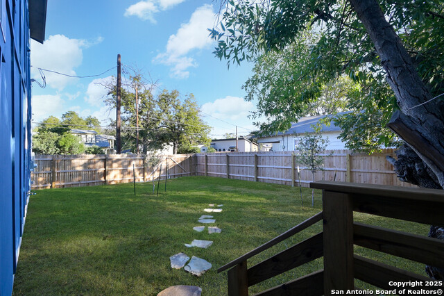 Image 24 of 25 For 1448 Montana