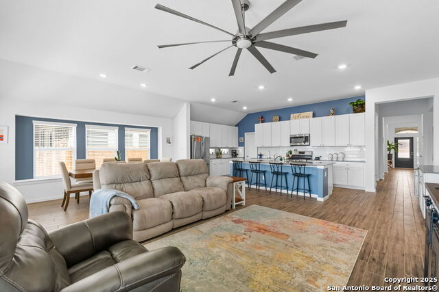 Image 11 of 34 For 8950 Rancher Place