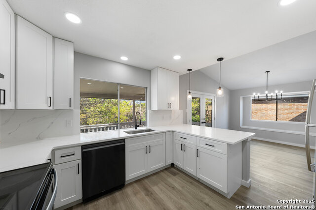 Image 14 of 37 For 109 Deerglen