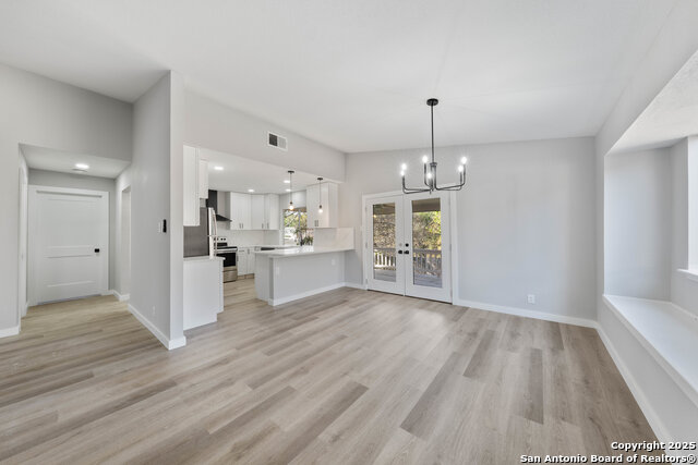 Image 9 of 37 For 109 Deerglen