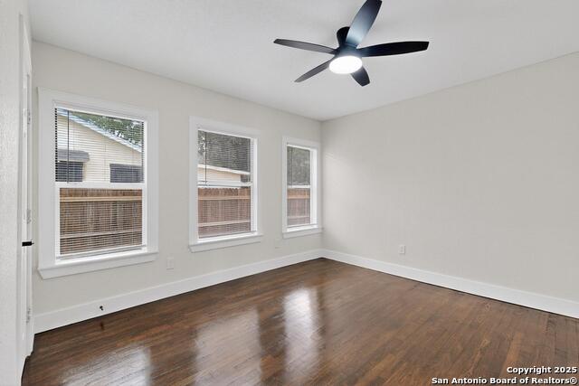 Image 16 of 48 For 1334 Theo Ave W