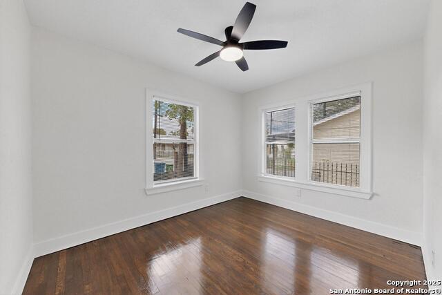 Image 22 of 48 For 1334 Theo Ave W