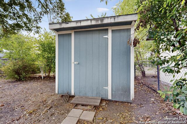 Image 45 of 48 For 1334 Theo Ave W