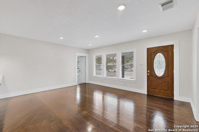 Image 5 of 48 For 1334 Theo Ave W