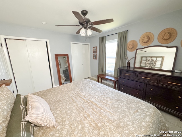 Image 21 of 31 For 346 Haverford Dr.