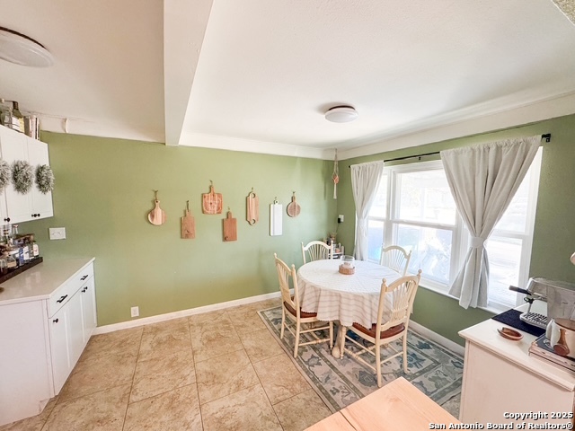 Image 6 of 31 For 346 Haverford Dr.