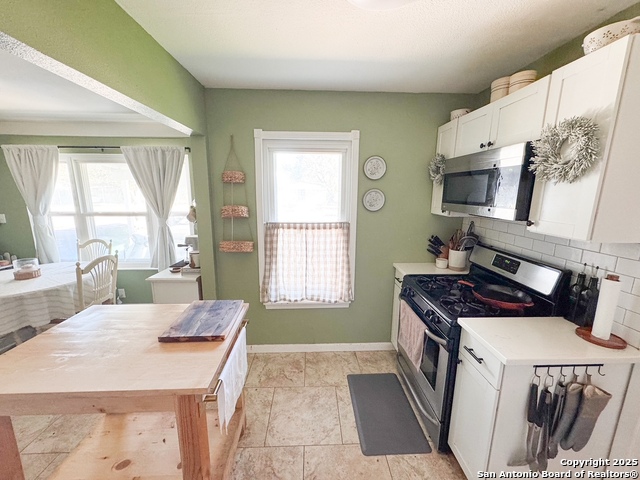 Image 8 of 31 For 346 Haverford Dr.