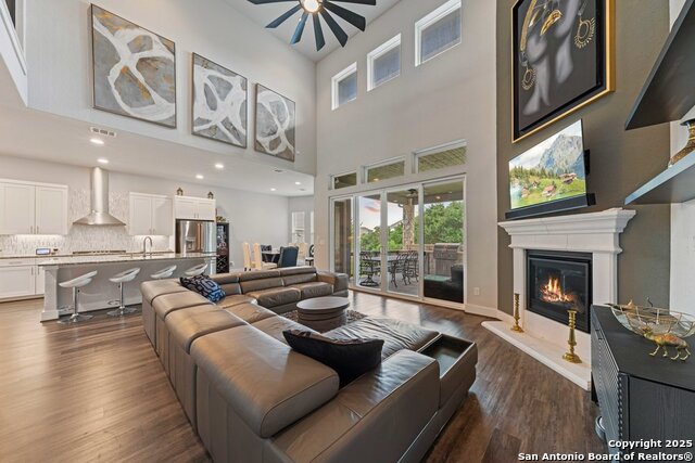 Image 10 of 44 For 150 Cool Rock