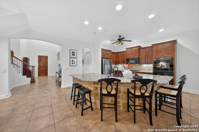 Image 7 of 32 For 18627 Canoe Brk