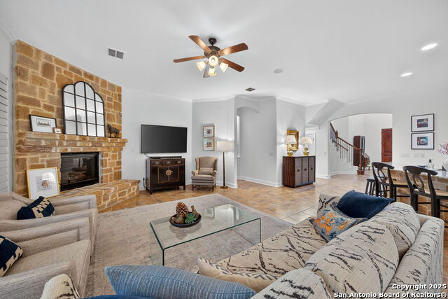 Image 9 of 32 For 18627 Canoe Brk