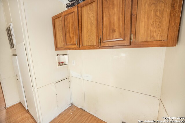 Image 17 of 25 For 808 Uvalde St