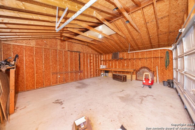 Image 19 of 25 For 808 Uvalde St