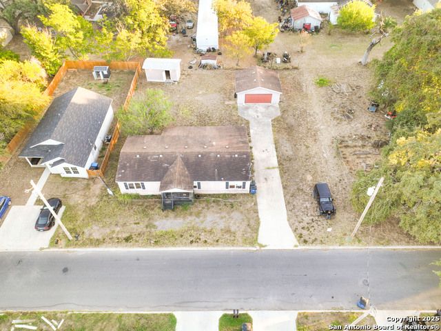 Image 25 of 25 For 808 Uvalde St